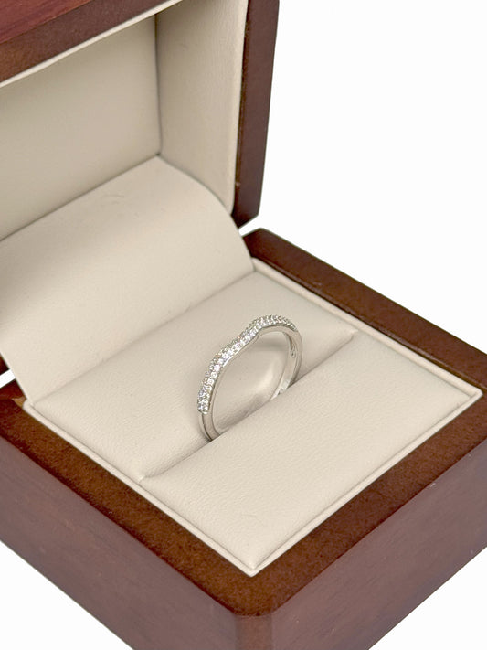 Churumbela Ondulada de Oro Blanco 14K con Diamantes Naturales .20 ct DJ3995