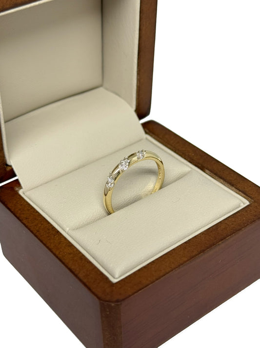 Churumbela en Oro Amarillo de 14K con Diamantes Naturales (.12 cts) – Diseño Diagonal