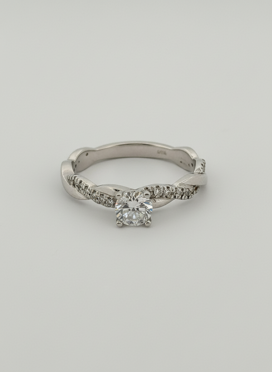 Anillo de Compromiso Entrelazado en Oro Blanco 14K con Diamante Natural Certificado GIA (.40 ct) DJ3972